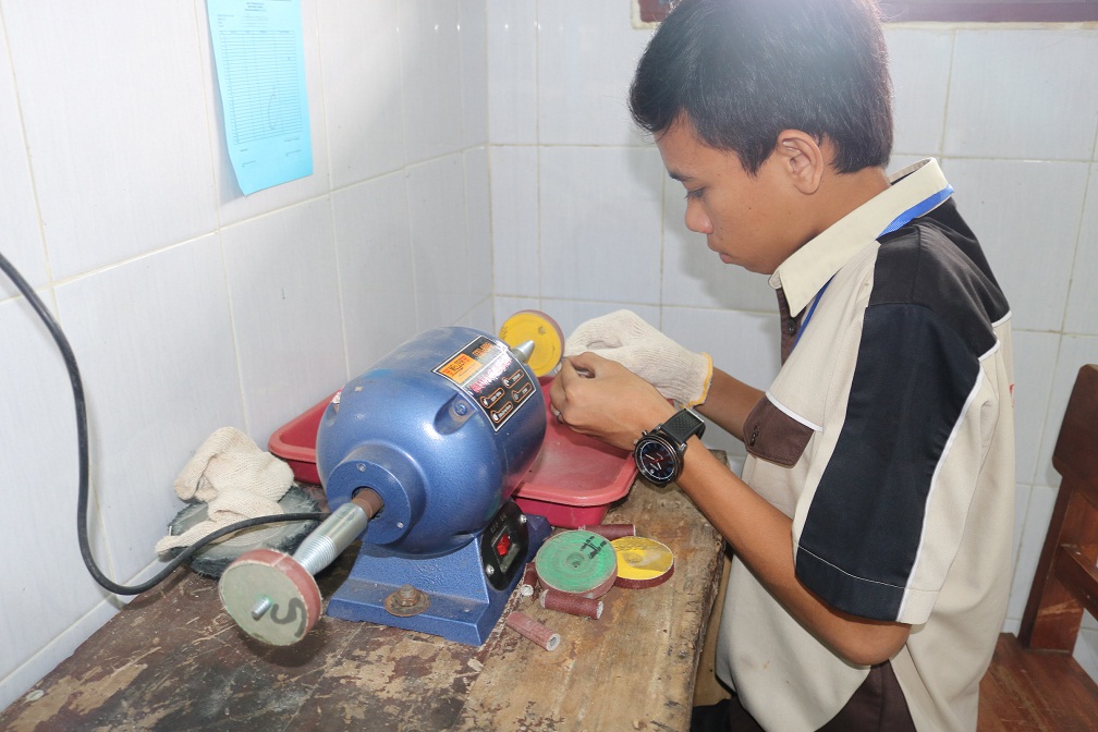 Pembuatan Perhiasan